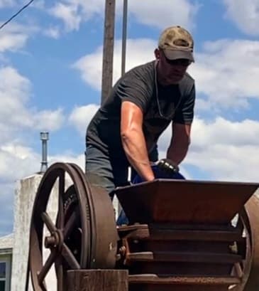 Eric Schultz, Gold Rush Newsletter